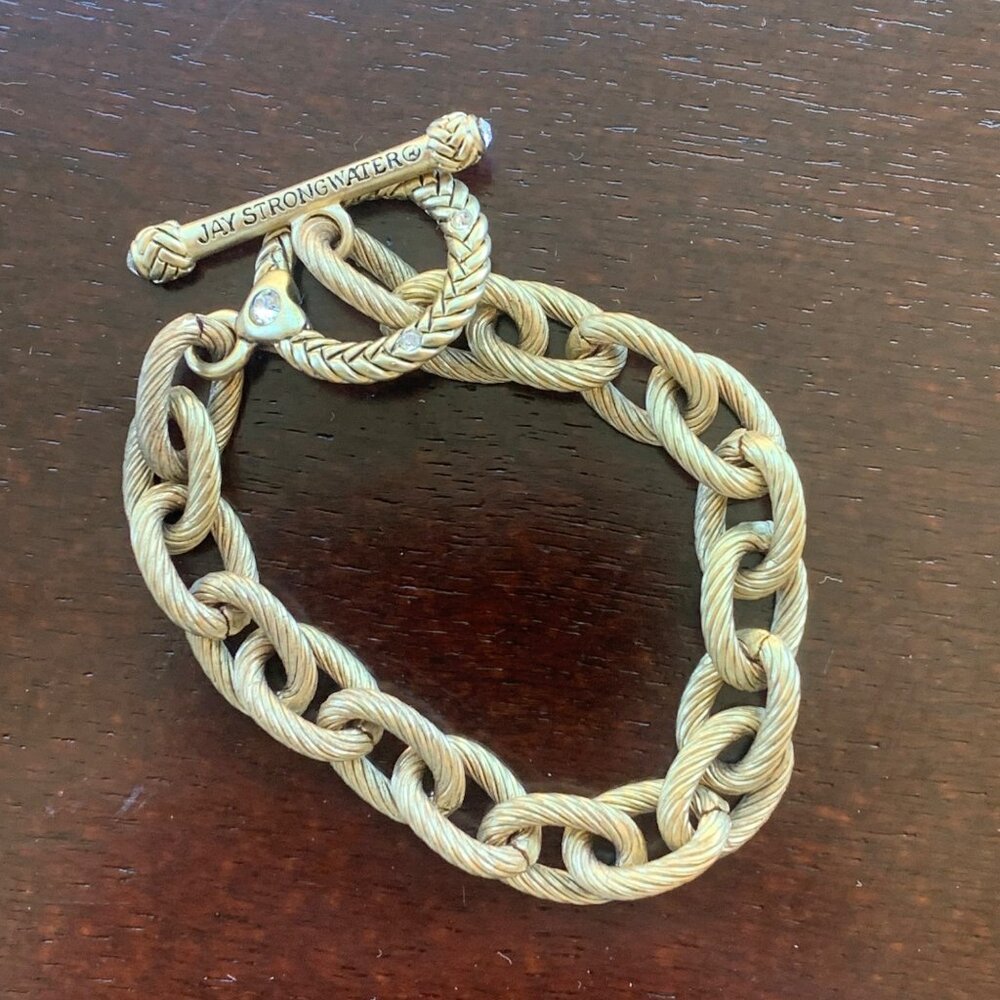 Jay Strongwater Toggle Bracelet Crystal Accents Gold Tone 7.5 Inches Charm Chain